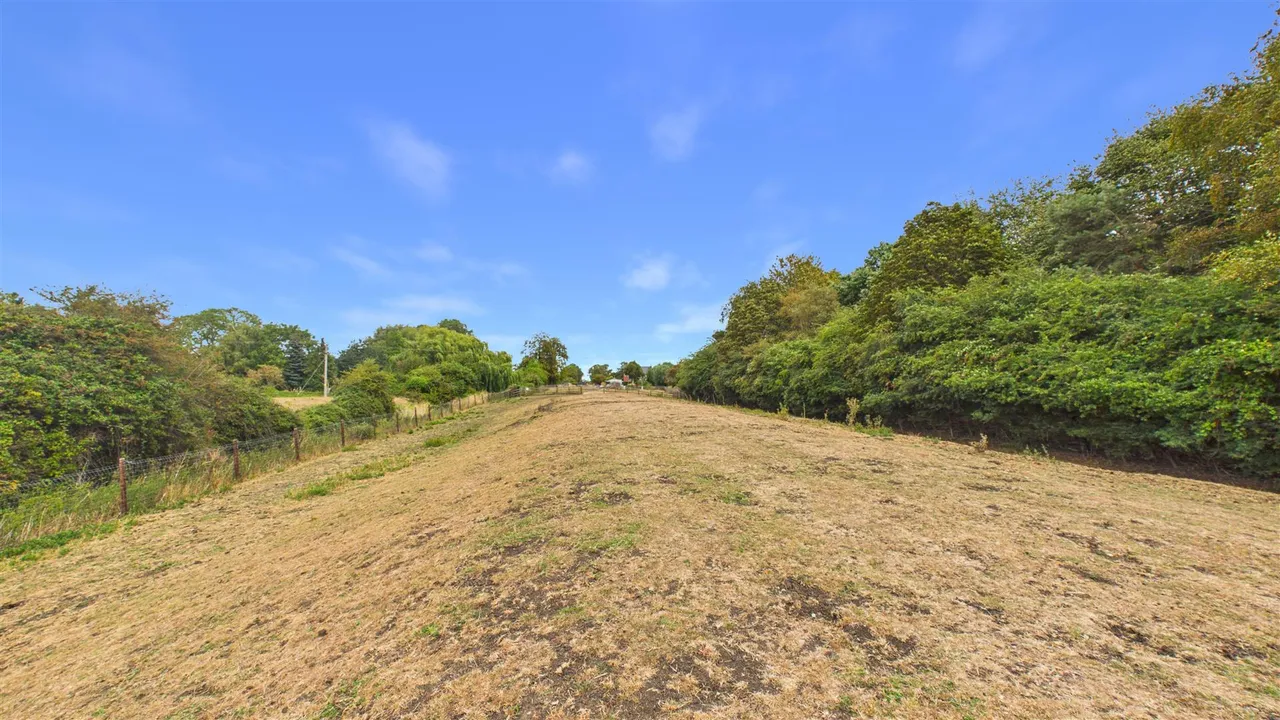 Main Road, Dyke, photo 49