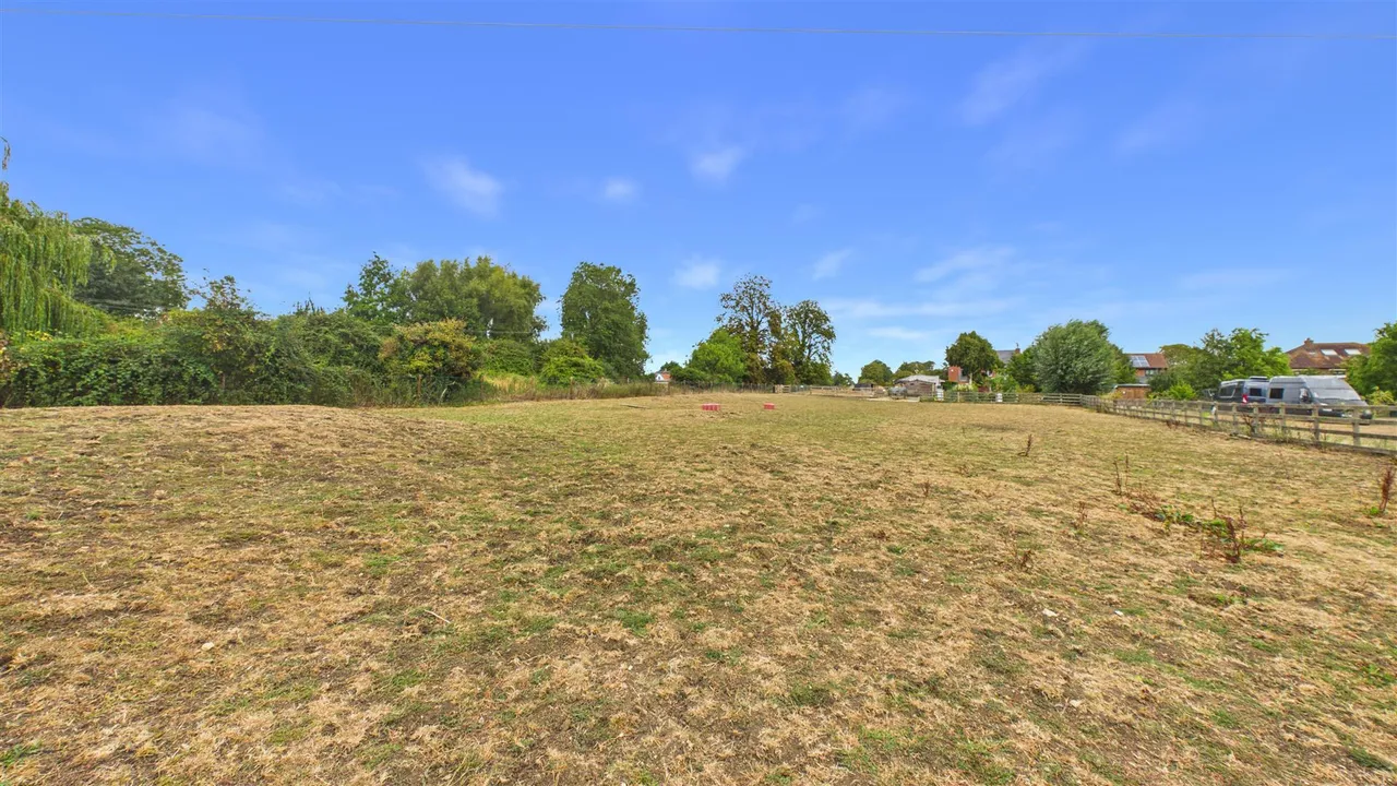 Main Road, Dyke, photo 46