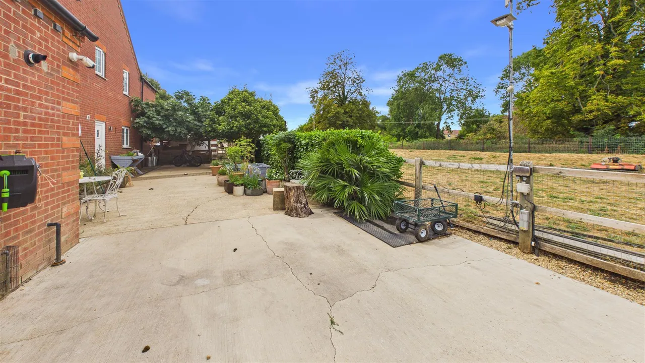 Main Road, Dyke, photo 54