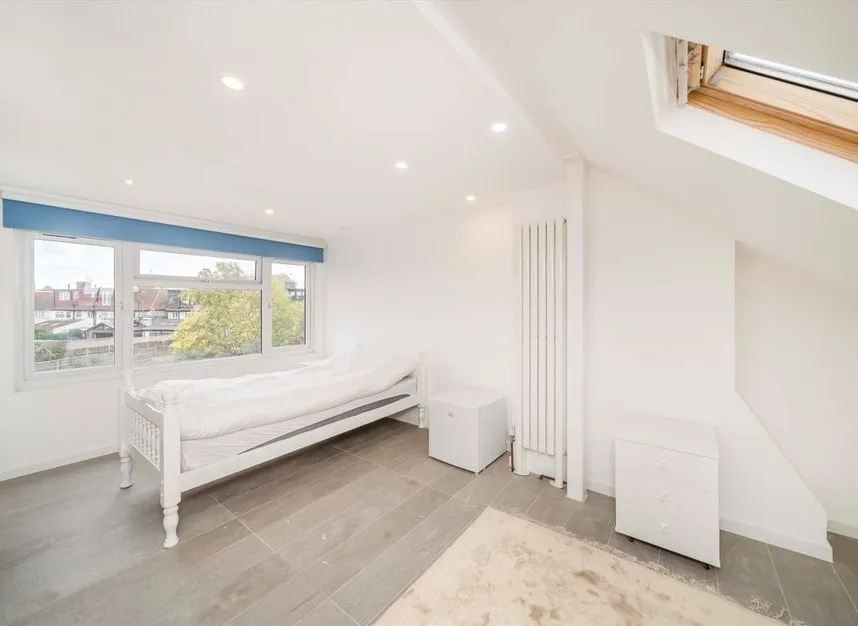 Augusta Road, Twickenham, TW2, photo 8