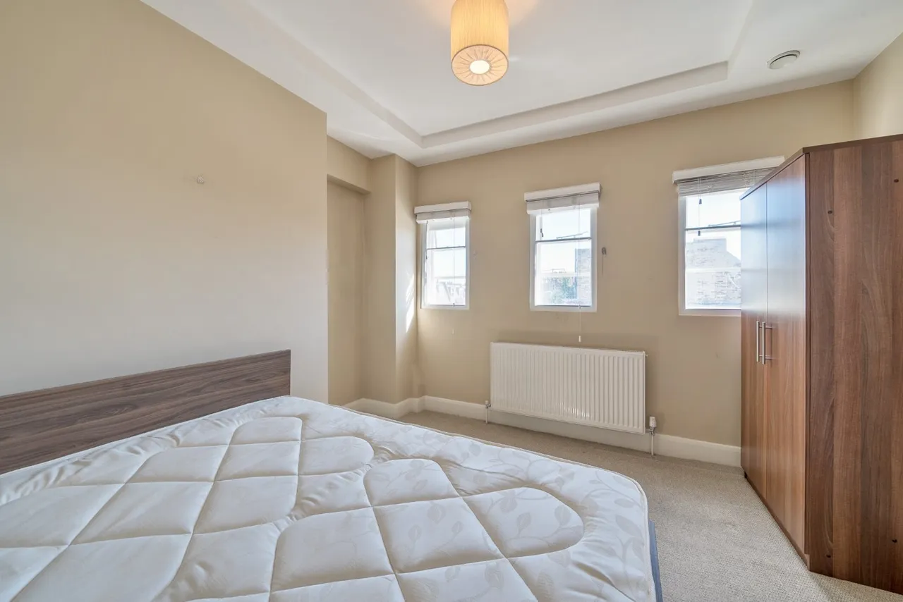 North End Road, Fulham, London, SW6, photo 12