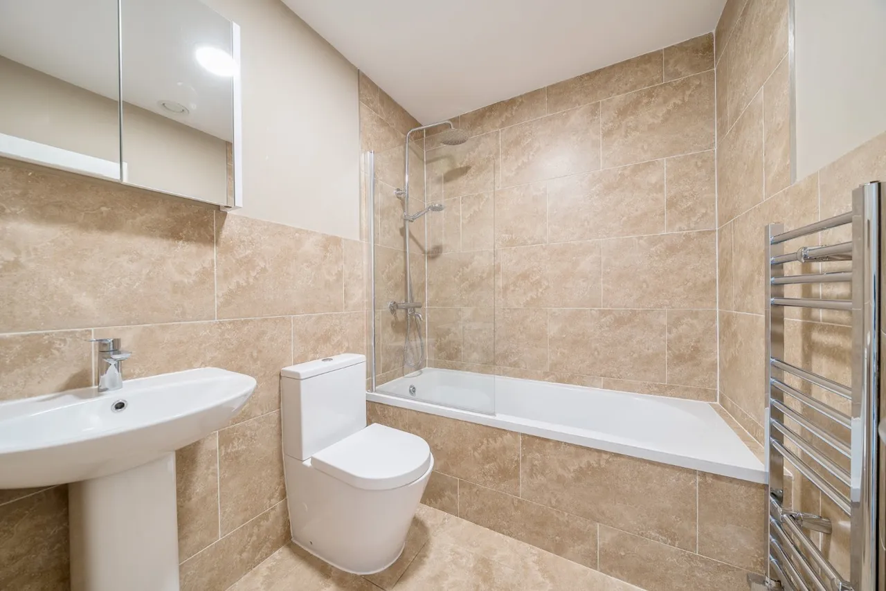 North End Road, Fulham, London, SW6, photo 5
