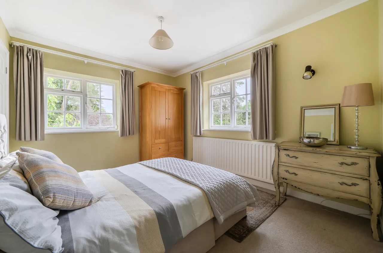 Crawley Ridge, Camberley, Surrey, GU15 2AD, photo 14