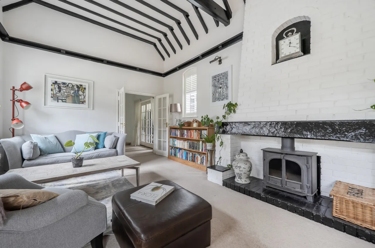 Crawley Ridge, Camberley, Surrey, GU15 2AD, photo 6