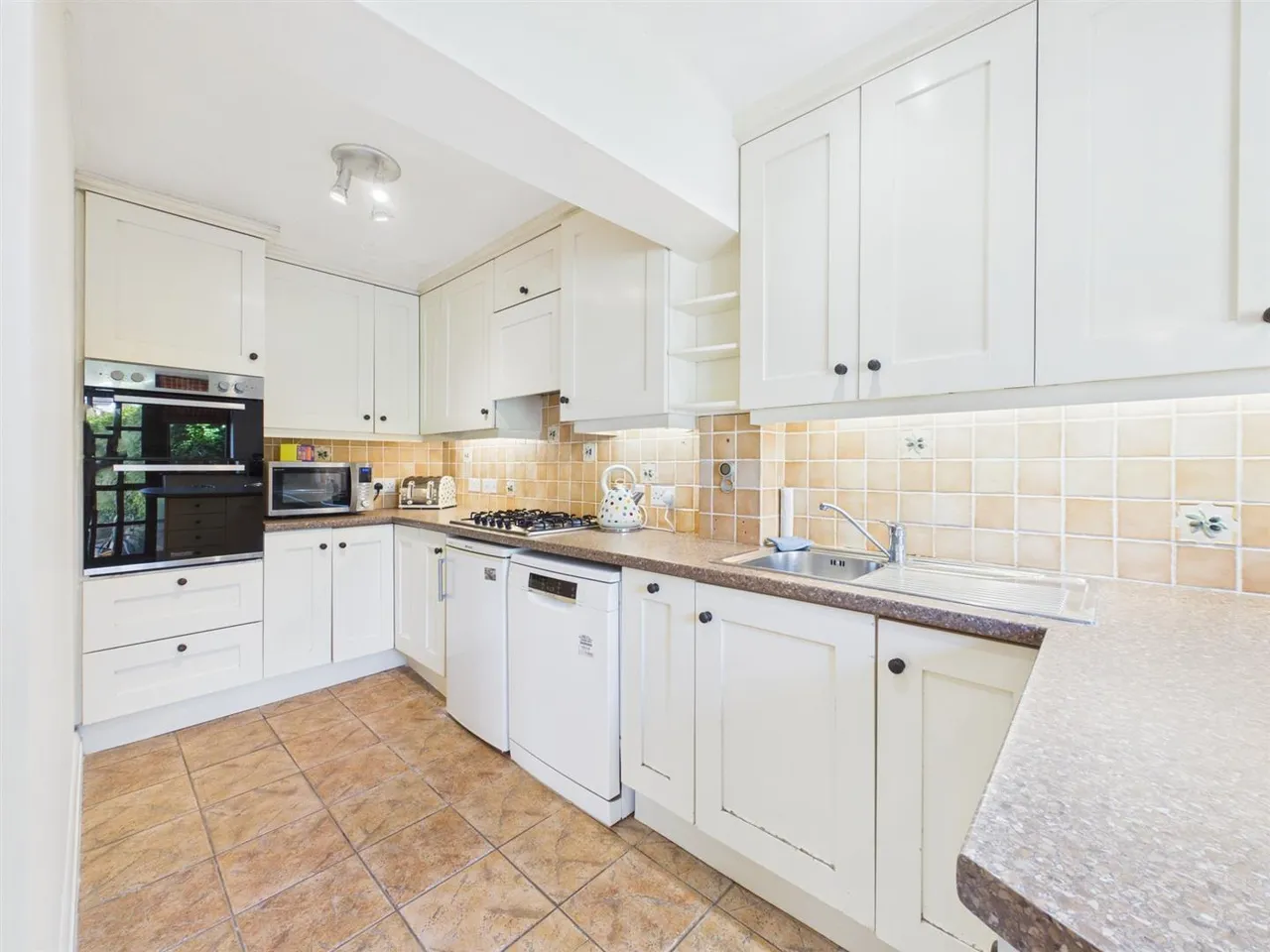 Southcote Rise, Ruislip, HA4 7LN, photo 8