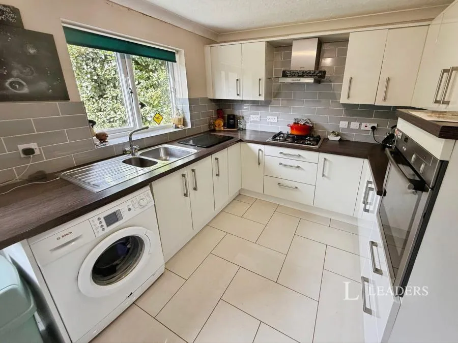 Beck Way, Thurlby, PE10, photo 4