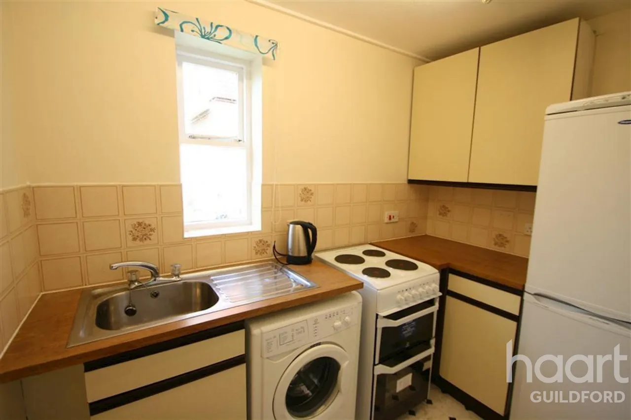Josephs Road, GU1, photo 5