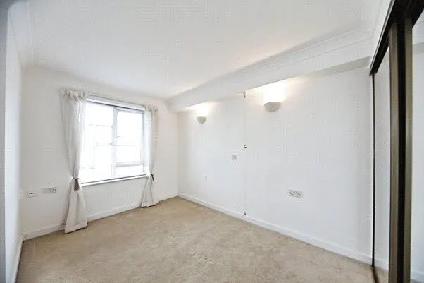 Brighton Road, South Croydon, CR2, photo 4