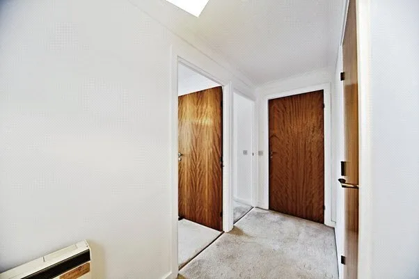 Brighton Road, South Croydon, CR2, photo 11