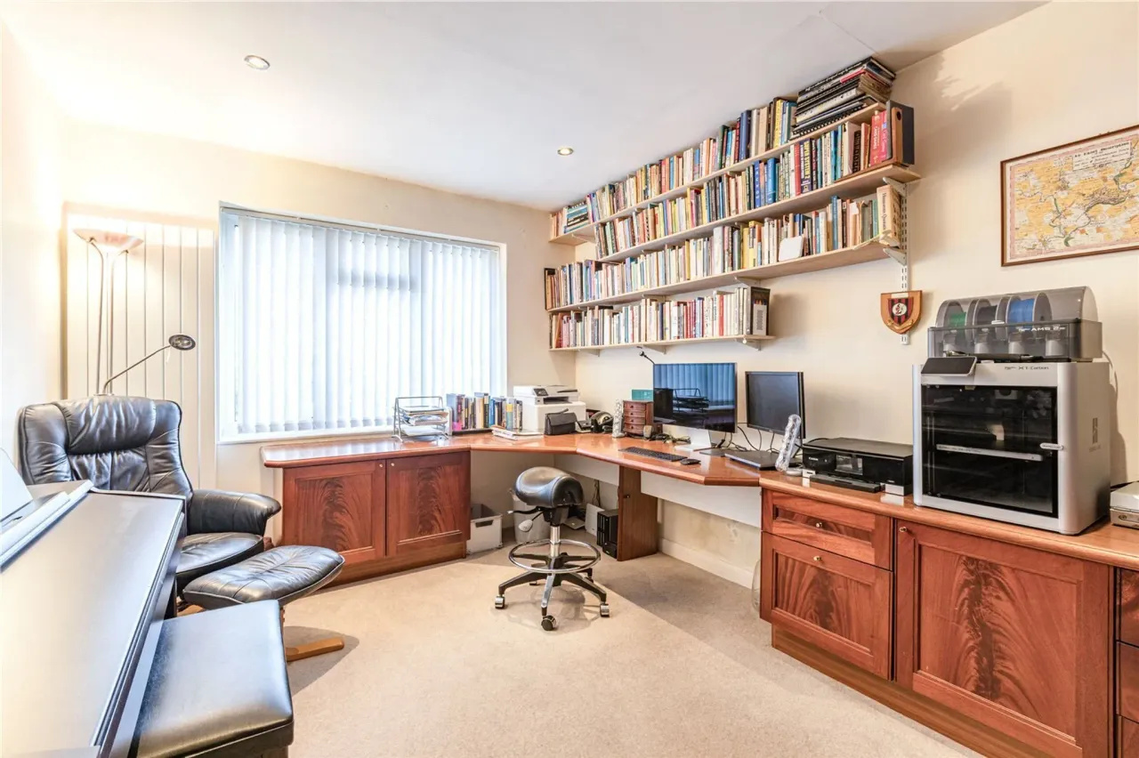 Foxlake Road, Byfleet, West Byfleet, ..., photo 11