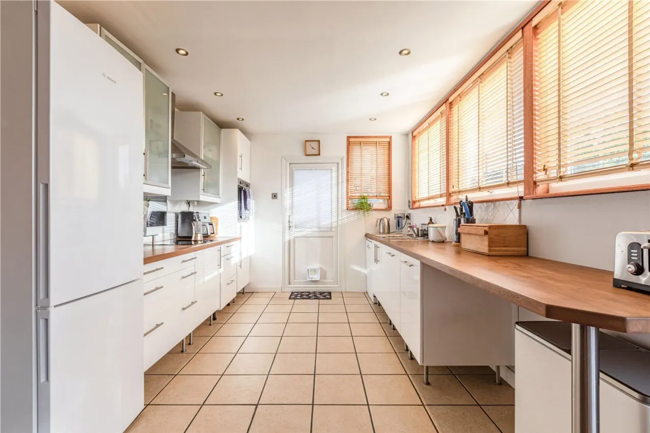 Foxlake Road, Byfleet, West Byfleet, ..., photo 5
