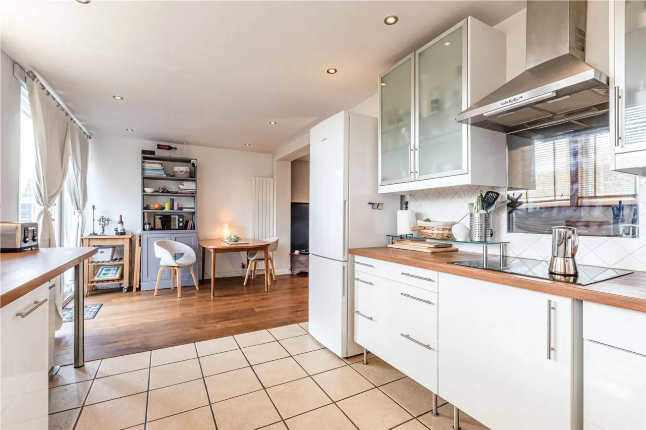 Foxlake Road, Byfleet, West Byfleet, ..., photo 6