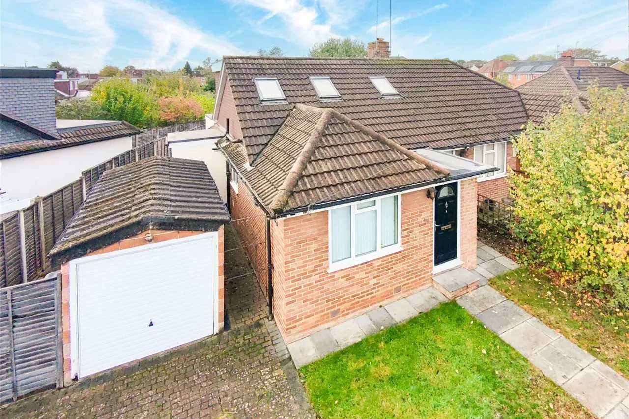 Foxlake Road, Byfleet, West Byfleet, ..., photo 32