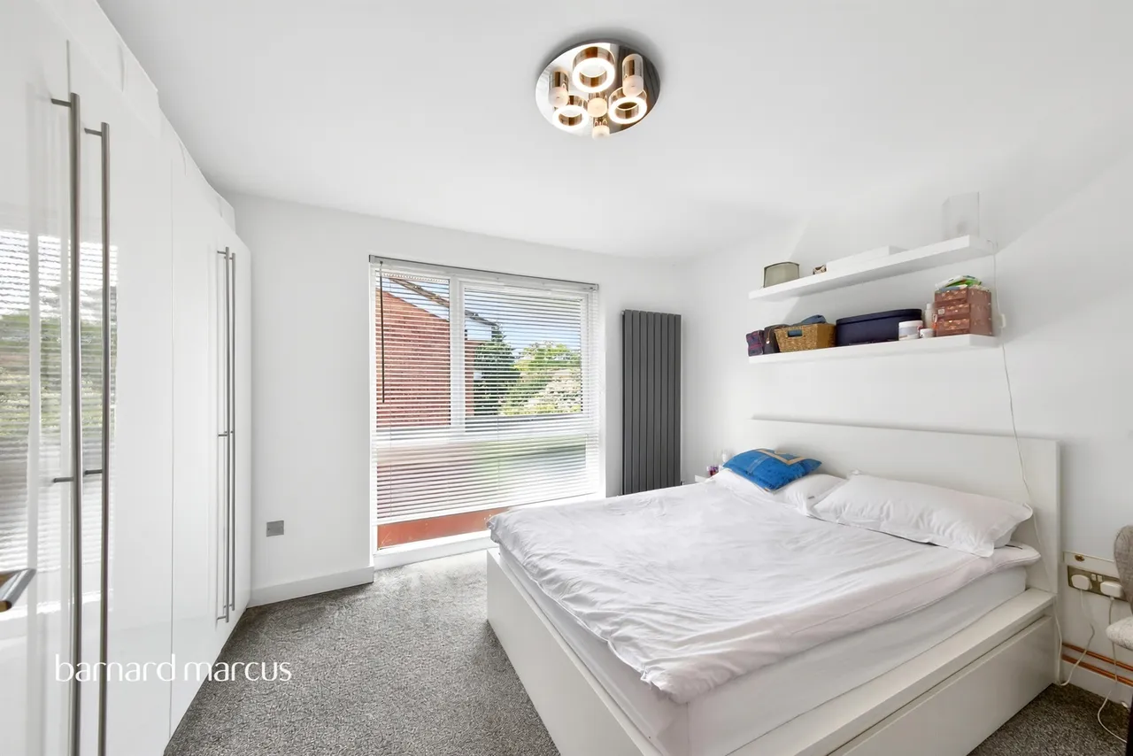 Poplar Grove, London, N11, photo 6