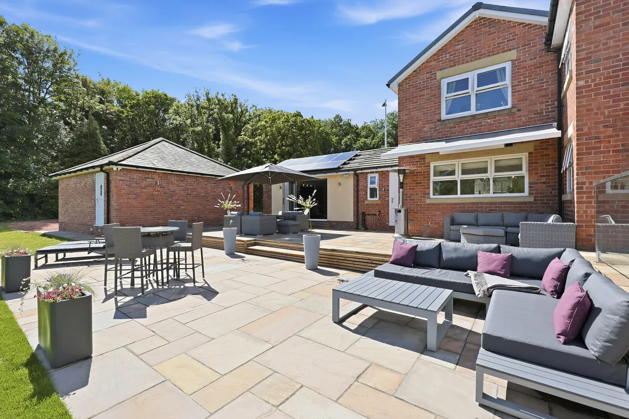 Chorley Road, Standish, photo 33