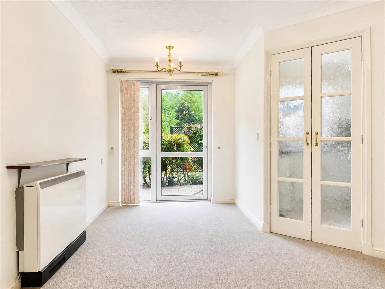 Castle Court, Bothwell, South Lanarkshire, G71 8PD, photo 6