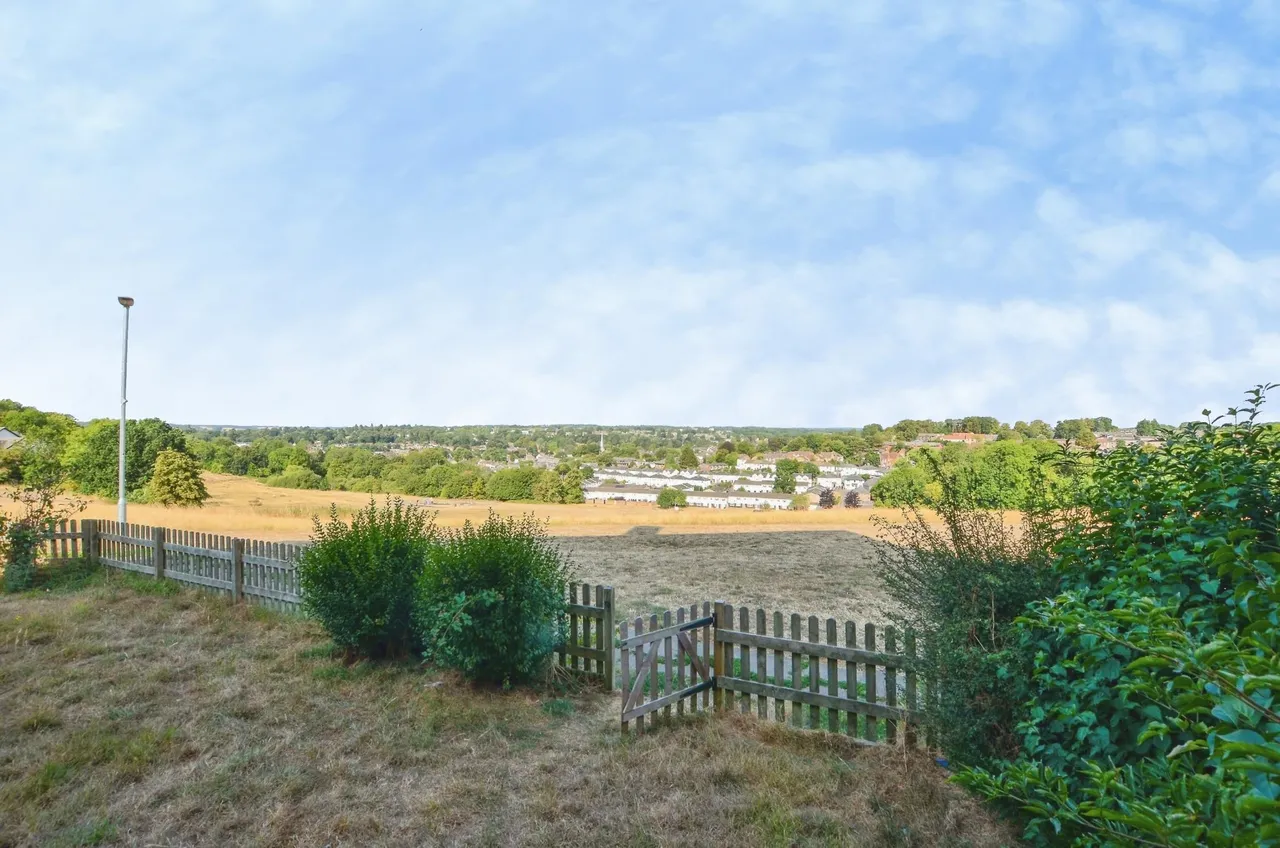 Knightsbridge Way, Hemel Hempstead, HP2, photo 13
