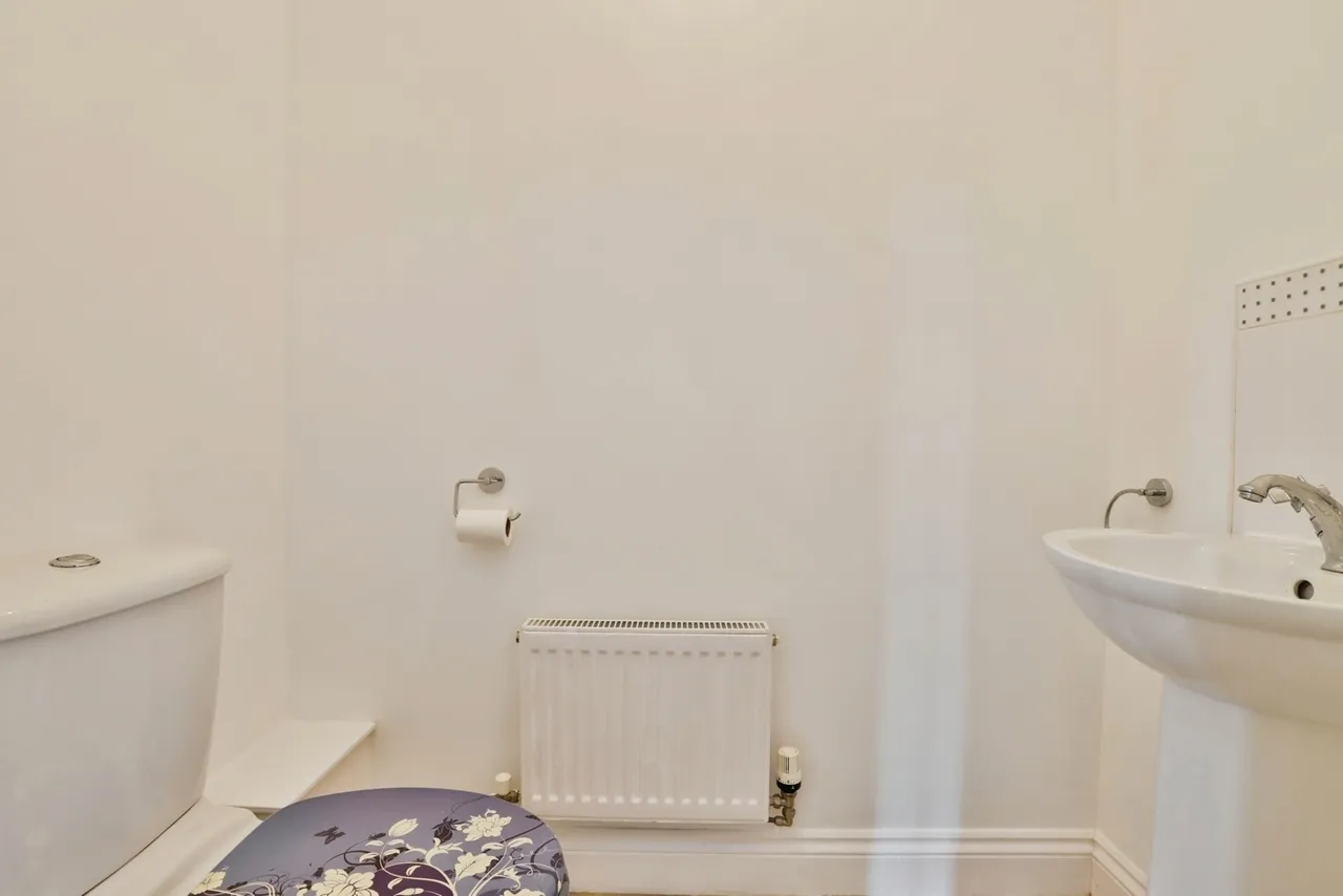 St. Georges Drive, Knighton Heath, BH11, photo 8