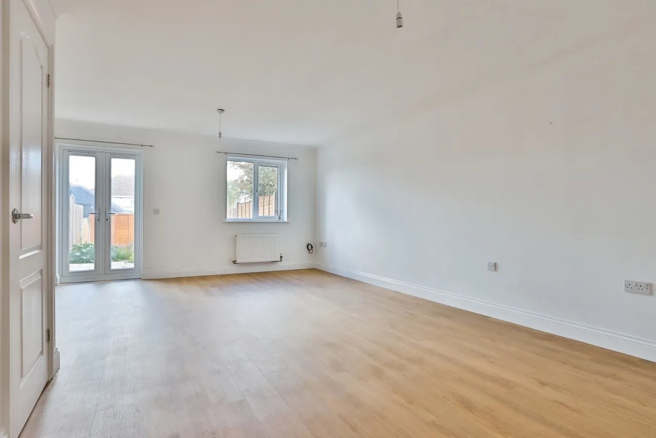 St. Georges Drive, Knighton Heath, BH11, photo 5