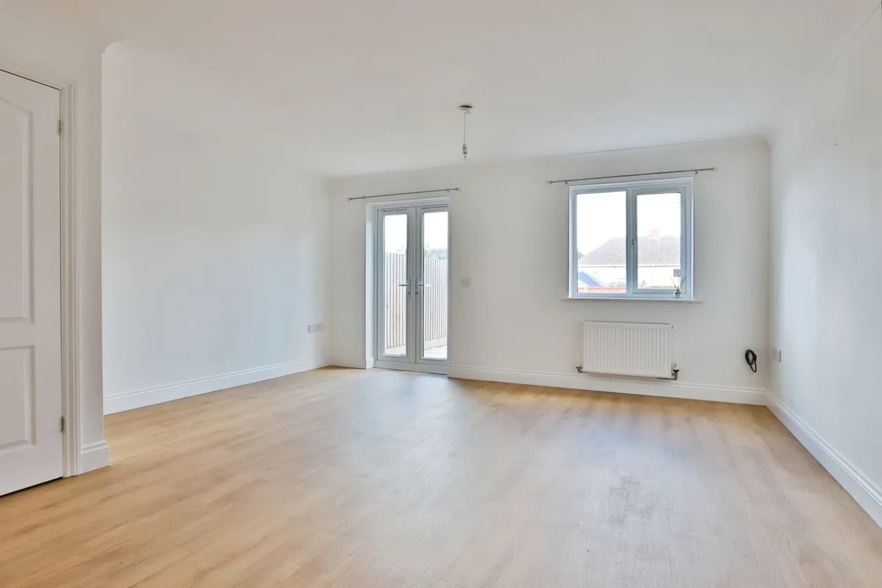 St. Georges Drive, Knighton Heath, BH11, photo 6