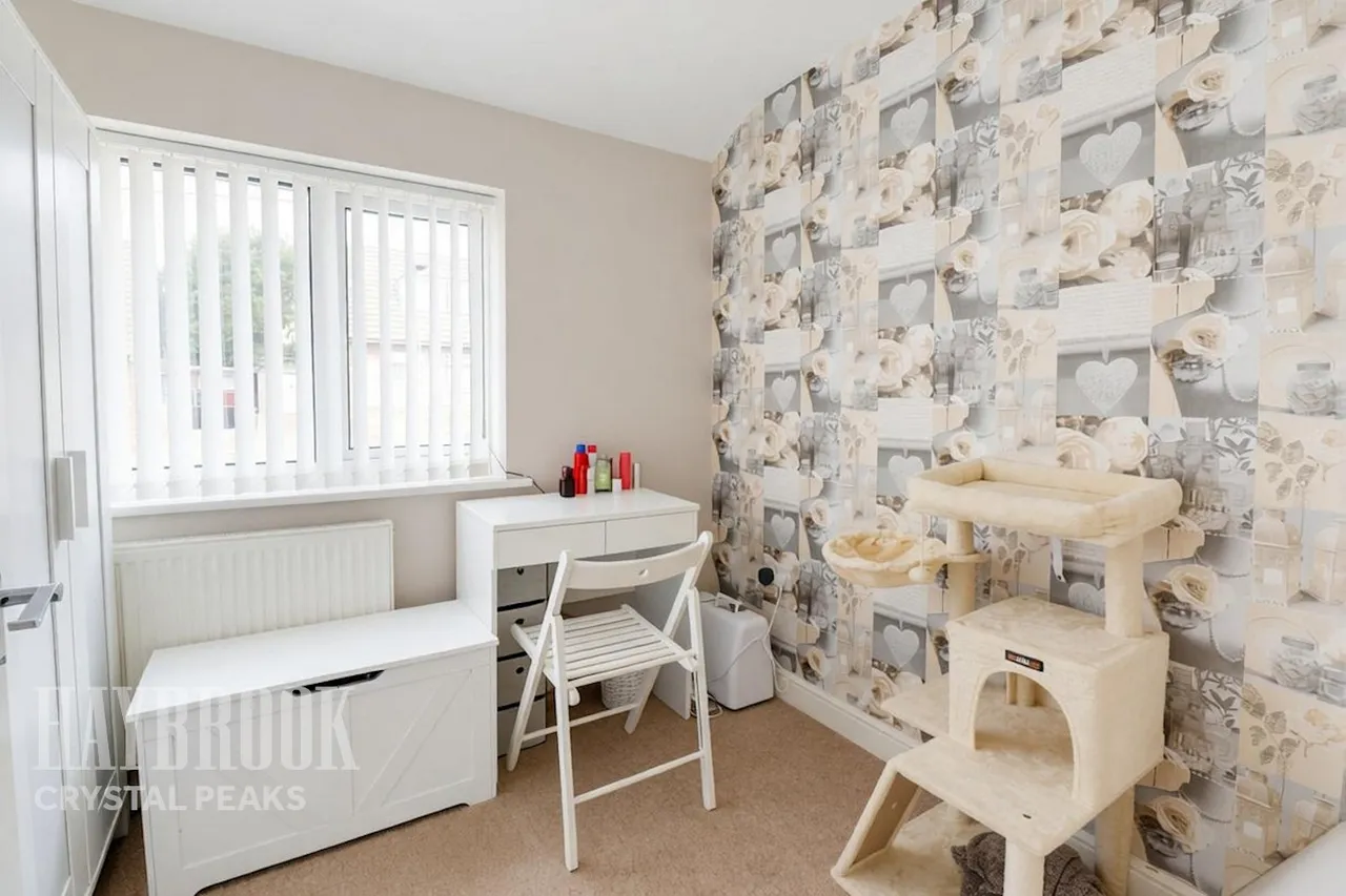 Osborne Road, Kiveton Park, photo 12