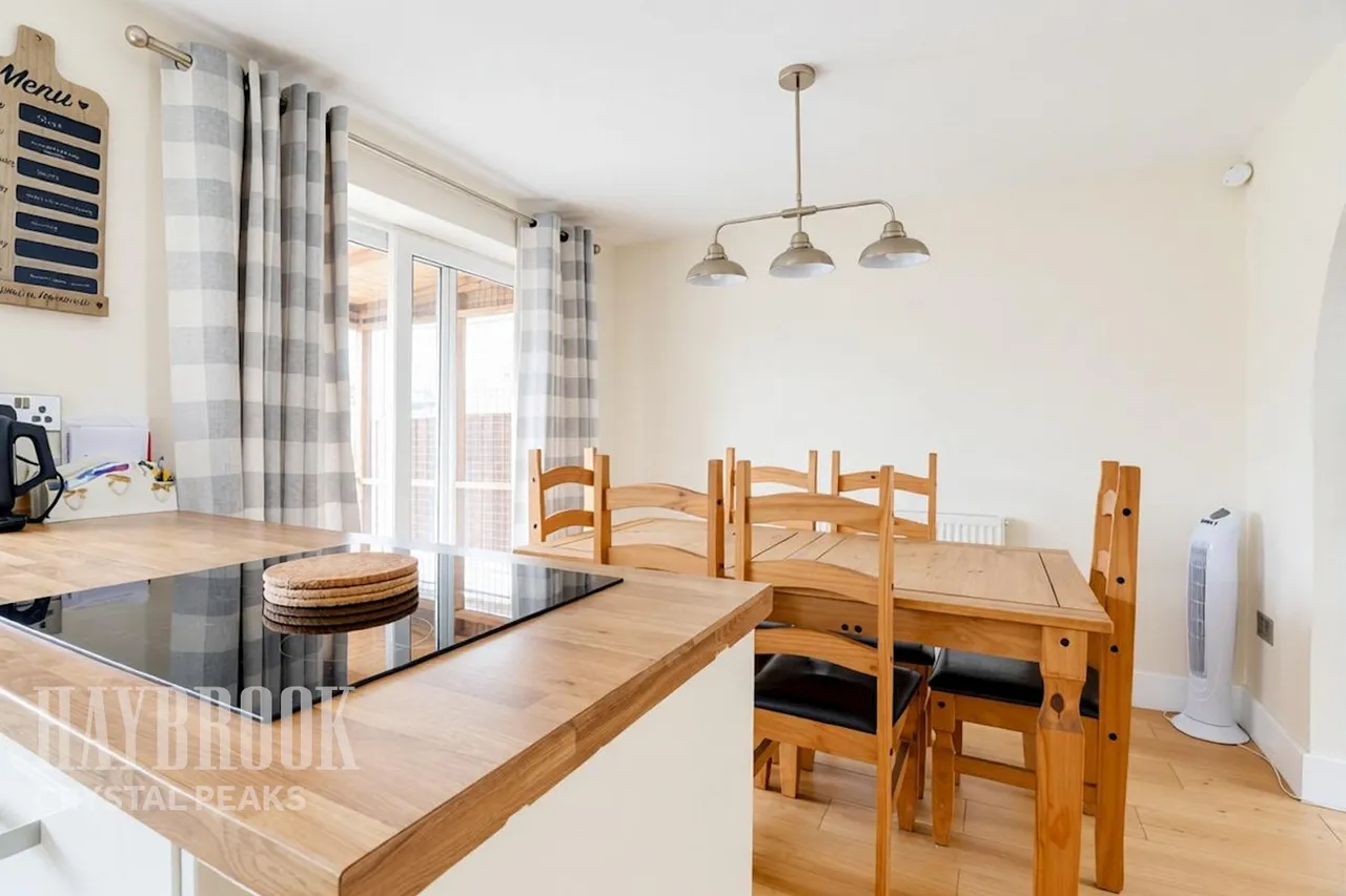 Osborne Road, Kiveton Park, photo 6