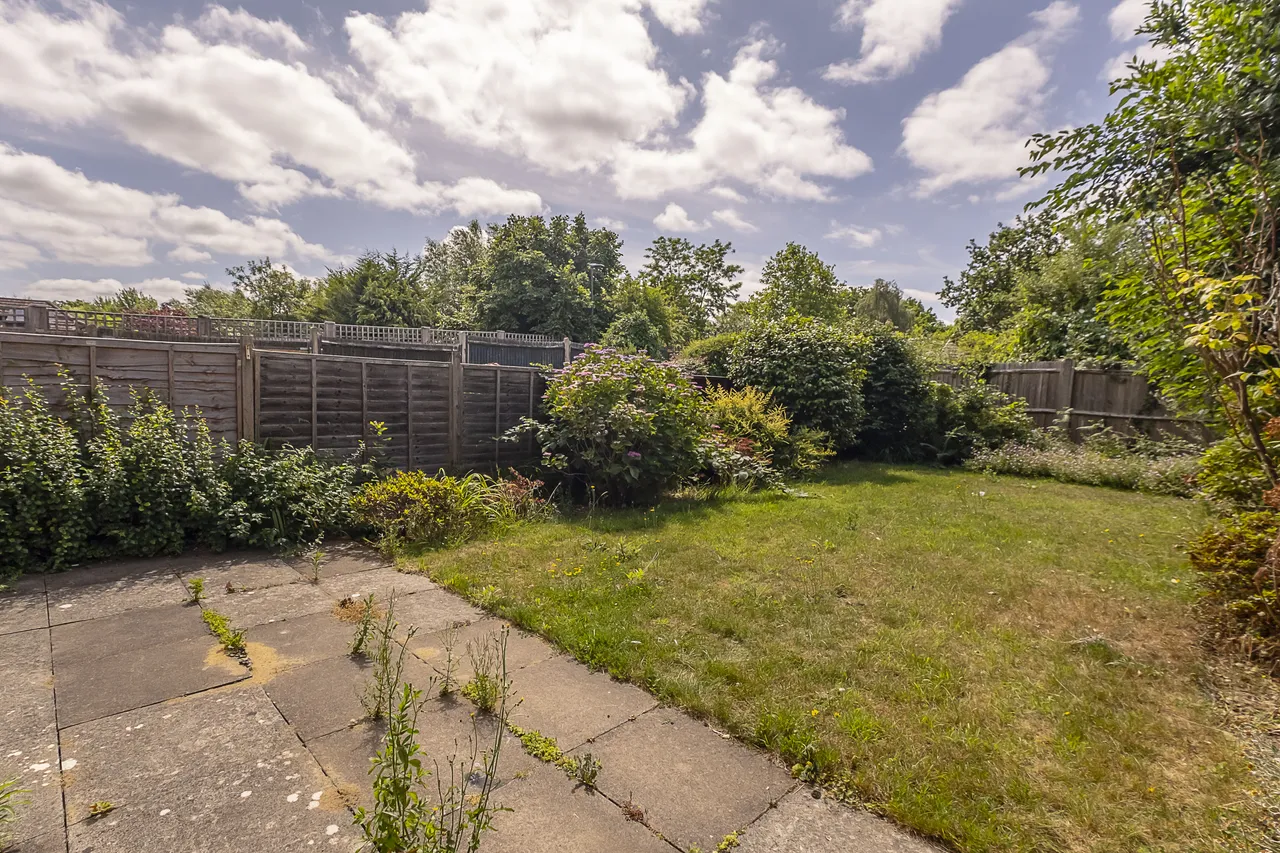 Longford Close, Hampton, TW12, photo 4