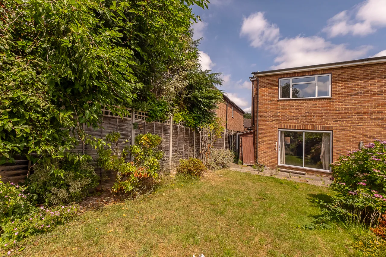 Longford Close, Hampton, TW12, photo 10