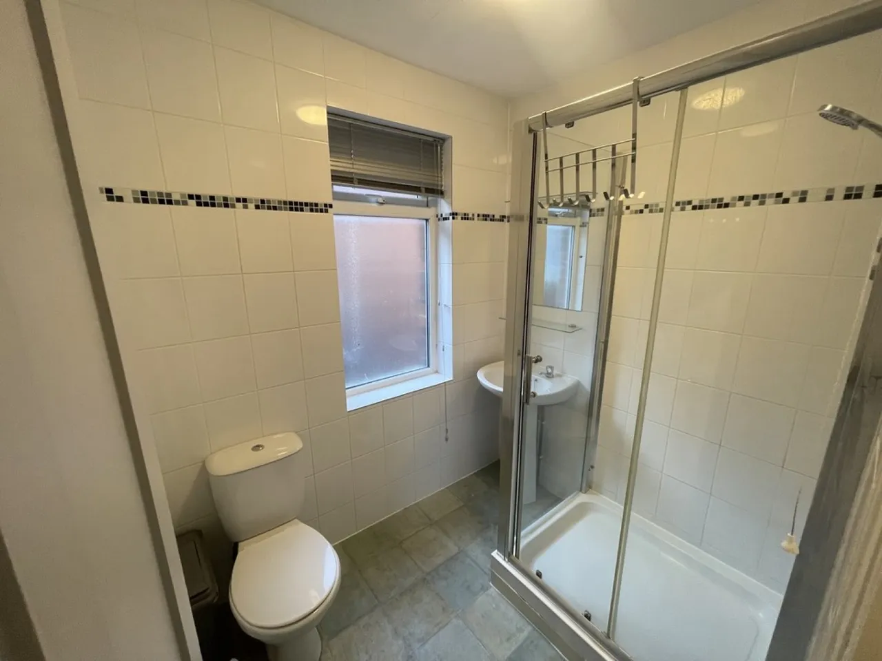 Sturry Road, Canterbury, photo 8