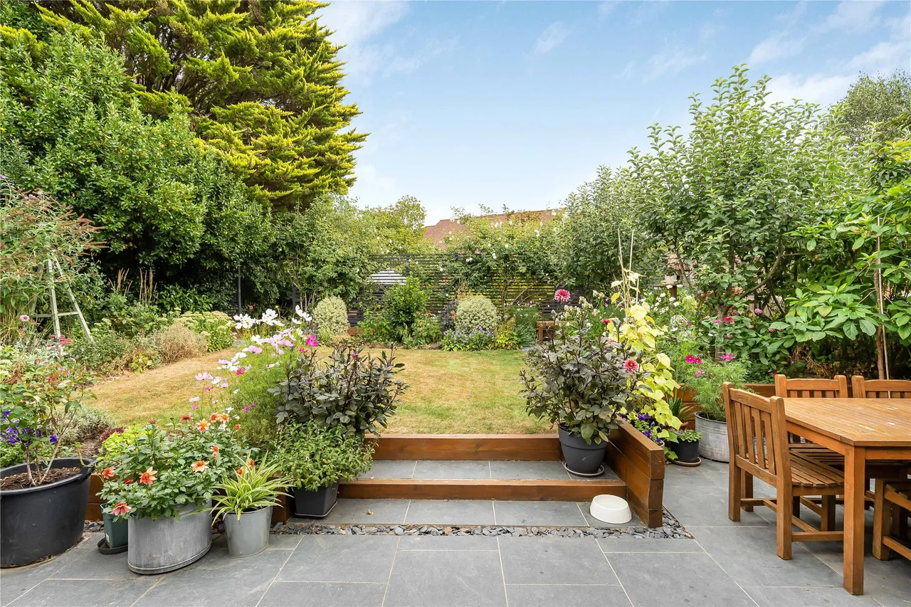 Glenville Gardens, Hindhead, GU26, photo 10