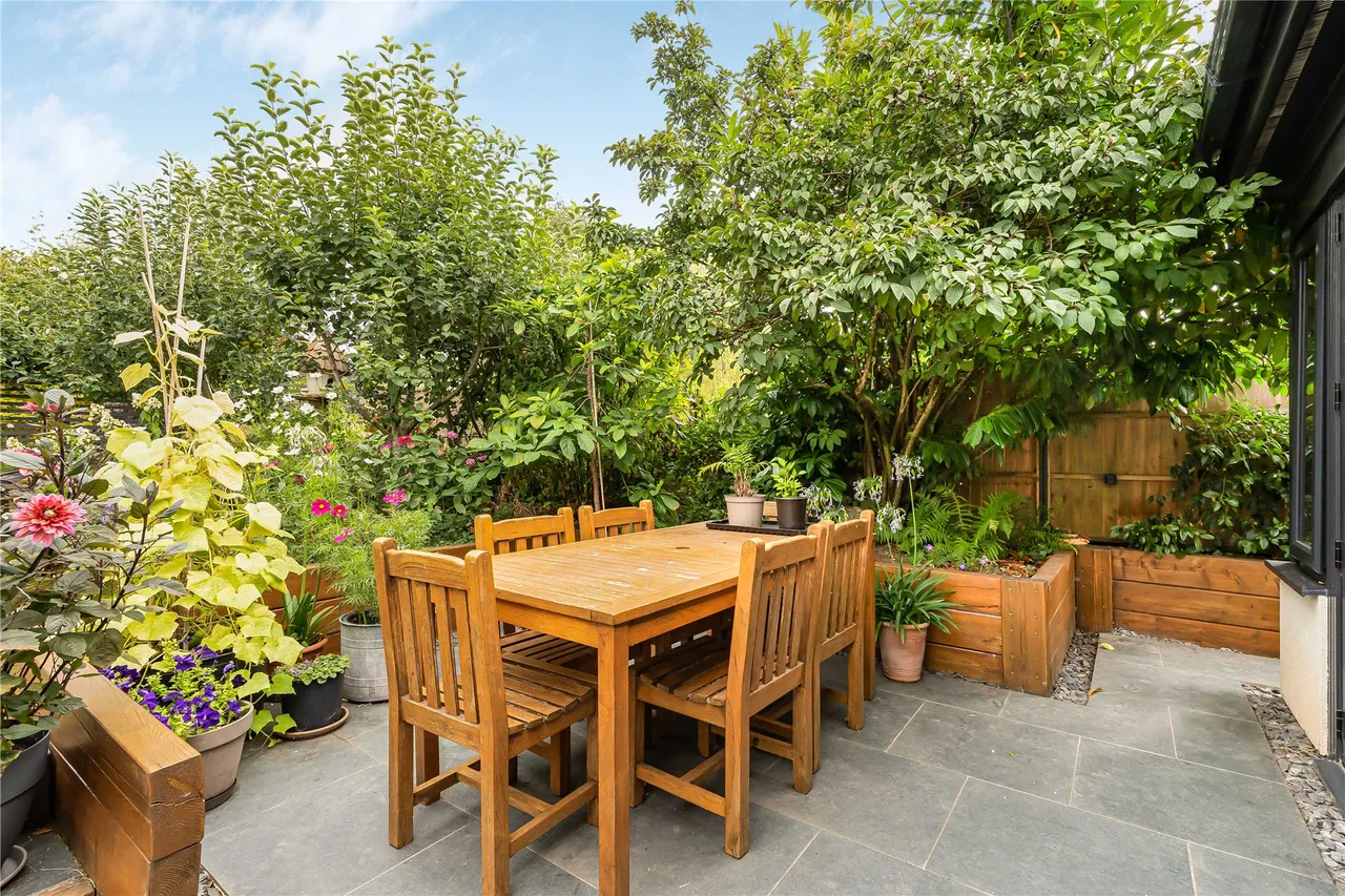 Glenville Gardens, Hindhead, GU26, photo 28