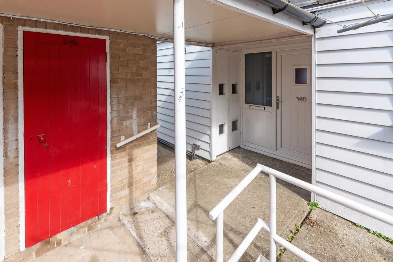 Mackenzie Way, Gravesend, photo 9