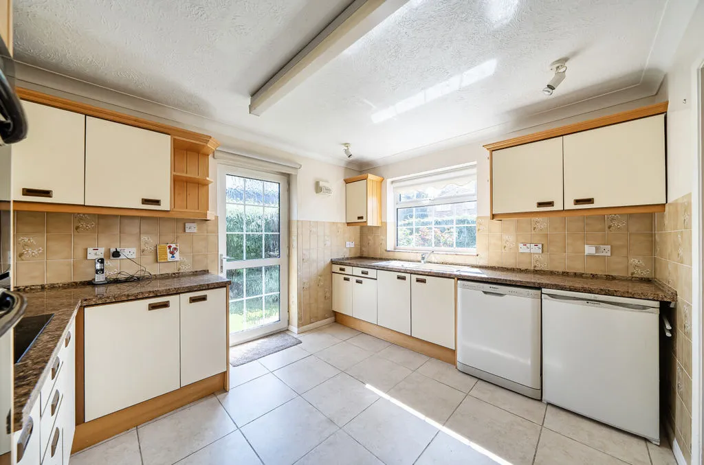 Shrubland Road, Banstead SM7 2ES, photo 7