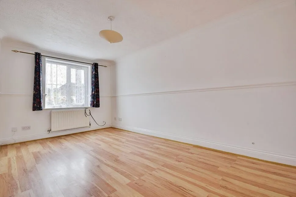 Main Street, Peasmarsh, East Sussex, TN31, photo 4