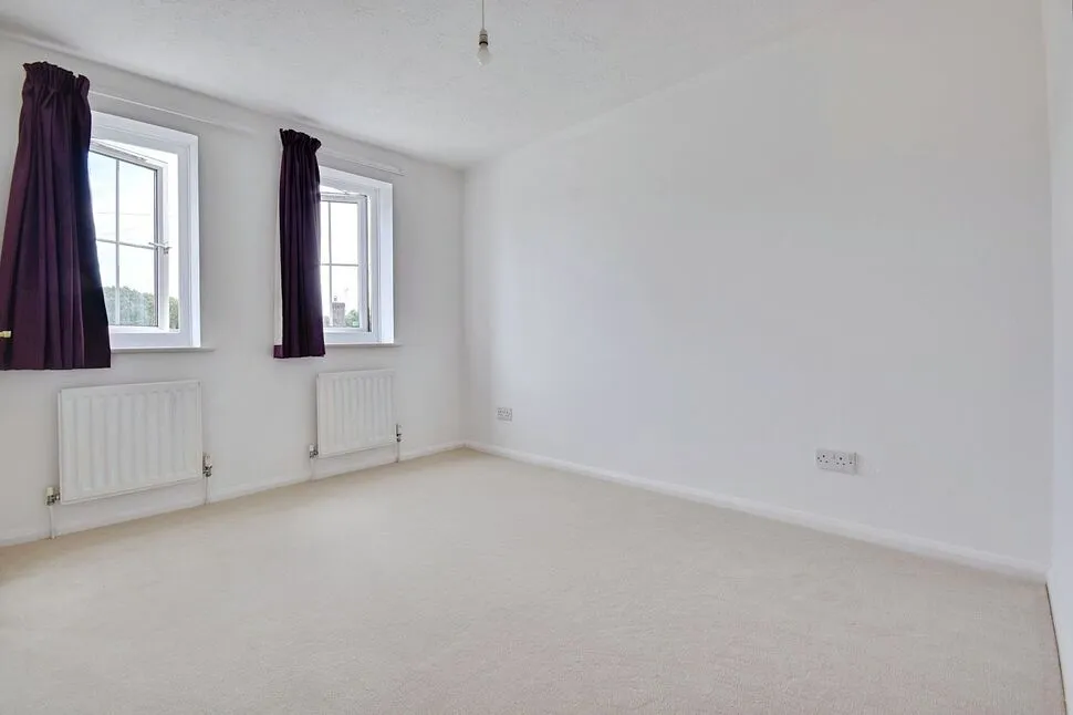 Main Street, Peasmarsh, East Sussex, TN31, photo 9