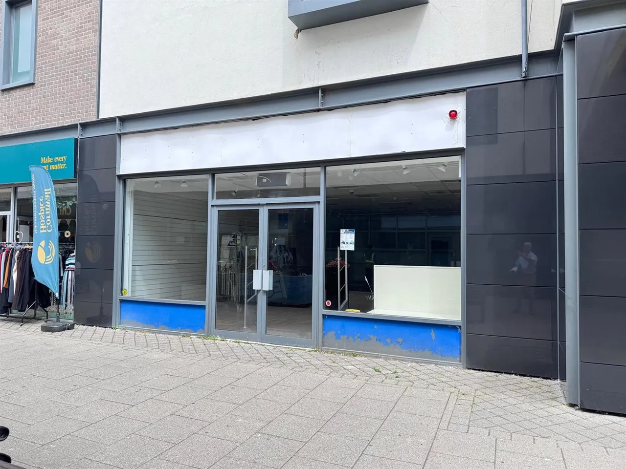 retail to rent, Aylmer Square, St Austell