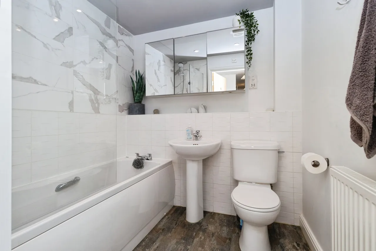 Bronington Close, Manchester, Greater Manchester, M22, photo 13