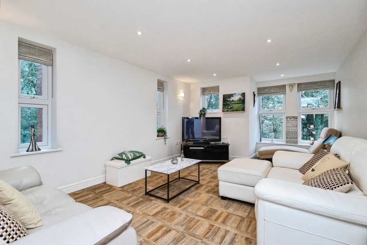 Bronington Close, Manchester, Greater Manchester, M22, photo 3