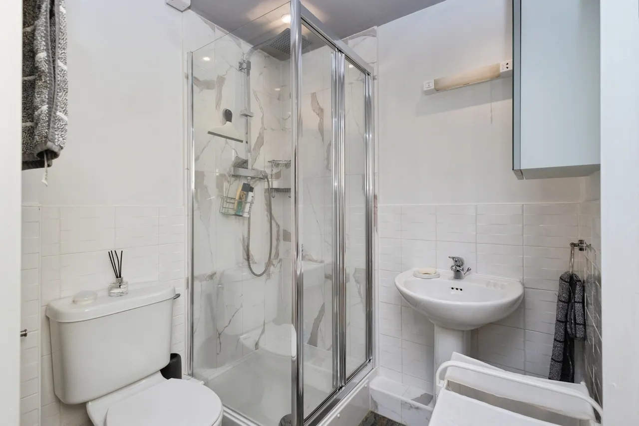 Bronington Close, Manchester, Greater Manchester, M22, photo 10