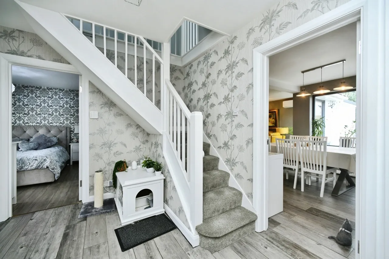 Tremola Avenue, Brighton, BN2, photo 13