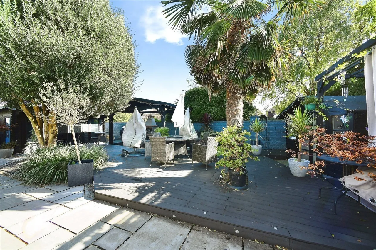 Tremola Avenue, Brighton, BN2, photo 29