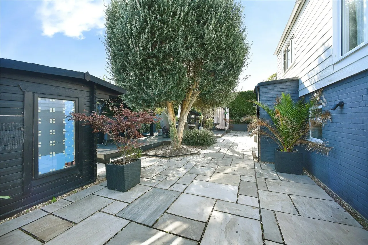 Tremola Avenue, Brighton, BN2, photo 34
