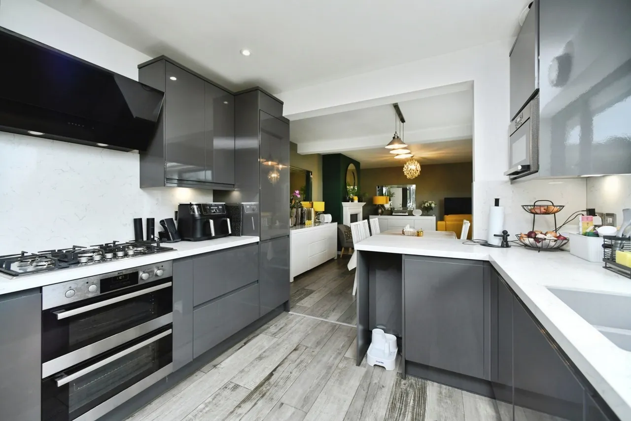 Tremola Avenue, Brighton, BN2, photo 5