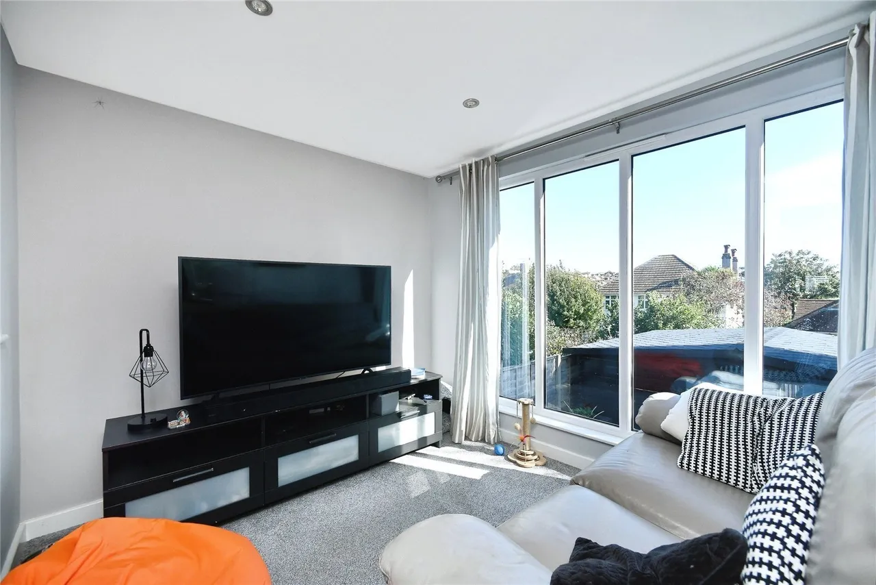 Tremola Avenue, Brighton, BN2, photo 22