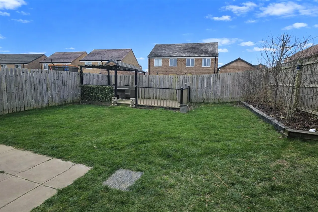 Runnymede Way, Northallerton, North Yorkshire, England, DL6 2FB, photo 22