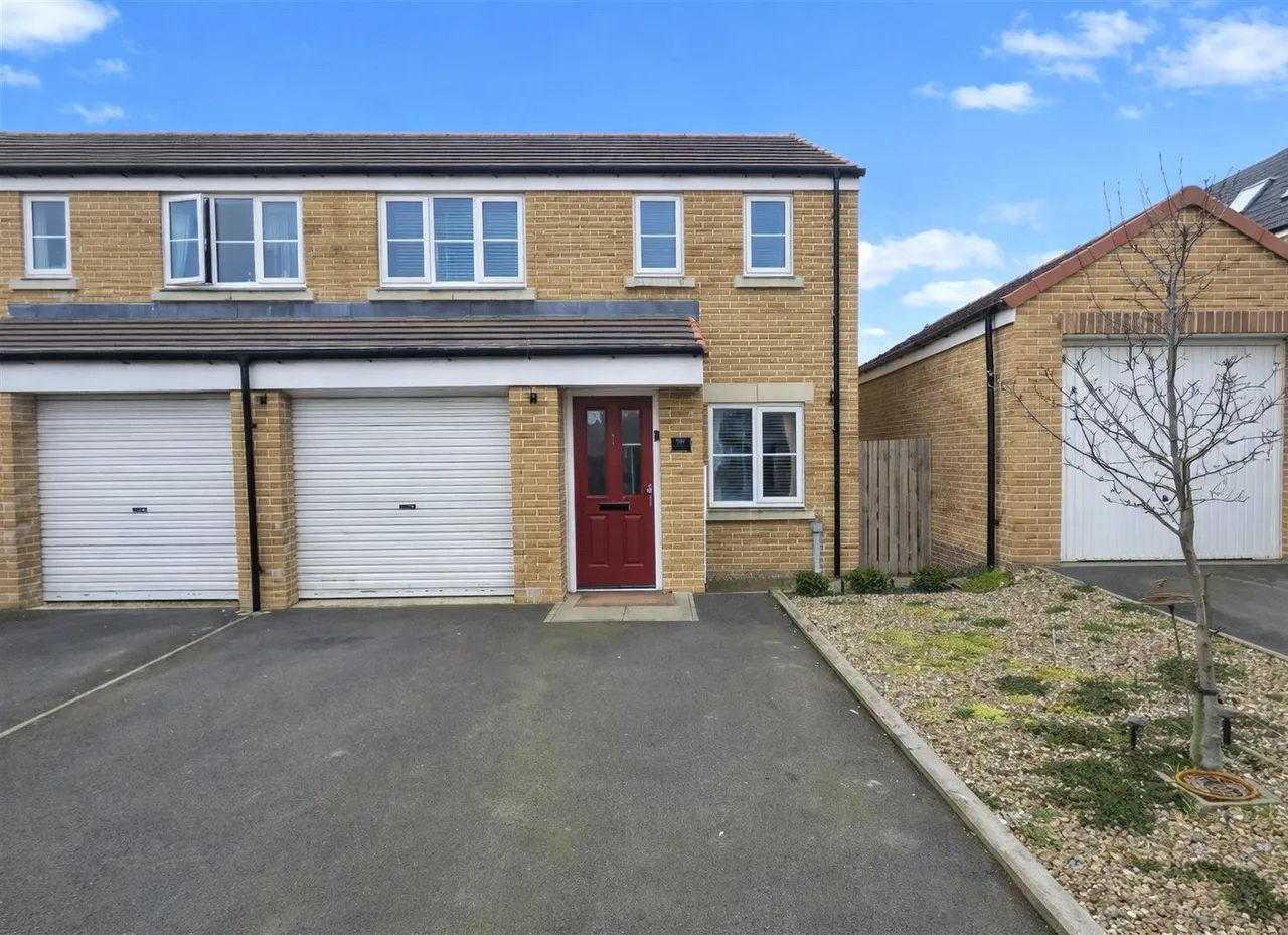 Runnymede Way, Northallerton, North Yorkshire, England, DL6 2FB, photo 24