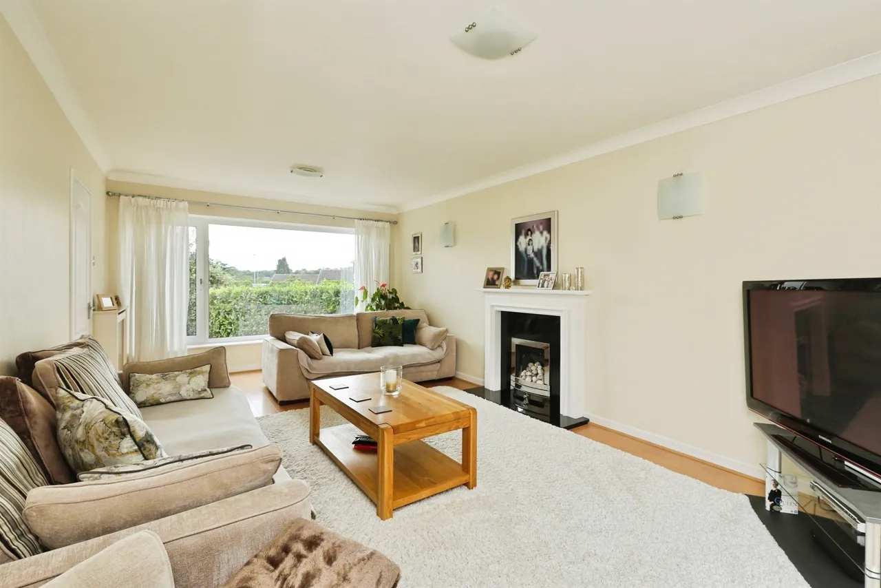 Hartland Road, Worksop, photo 6