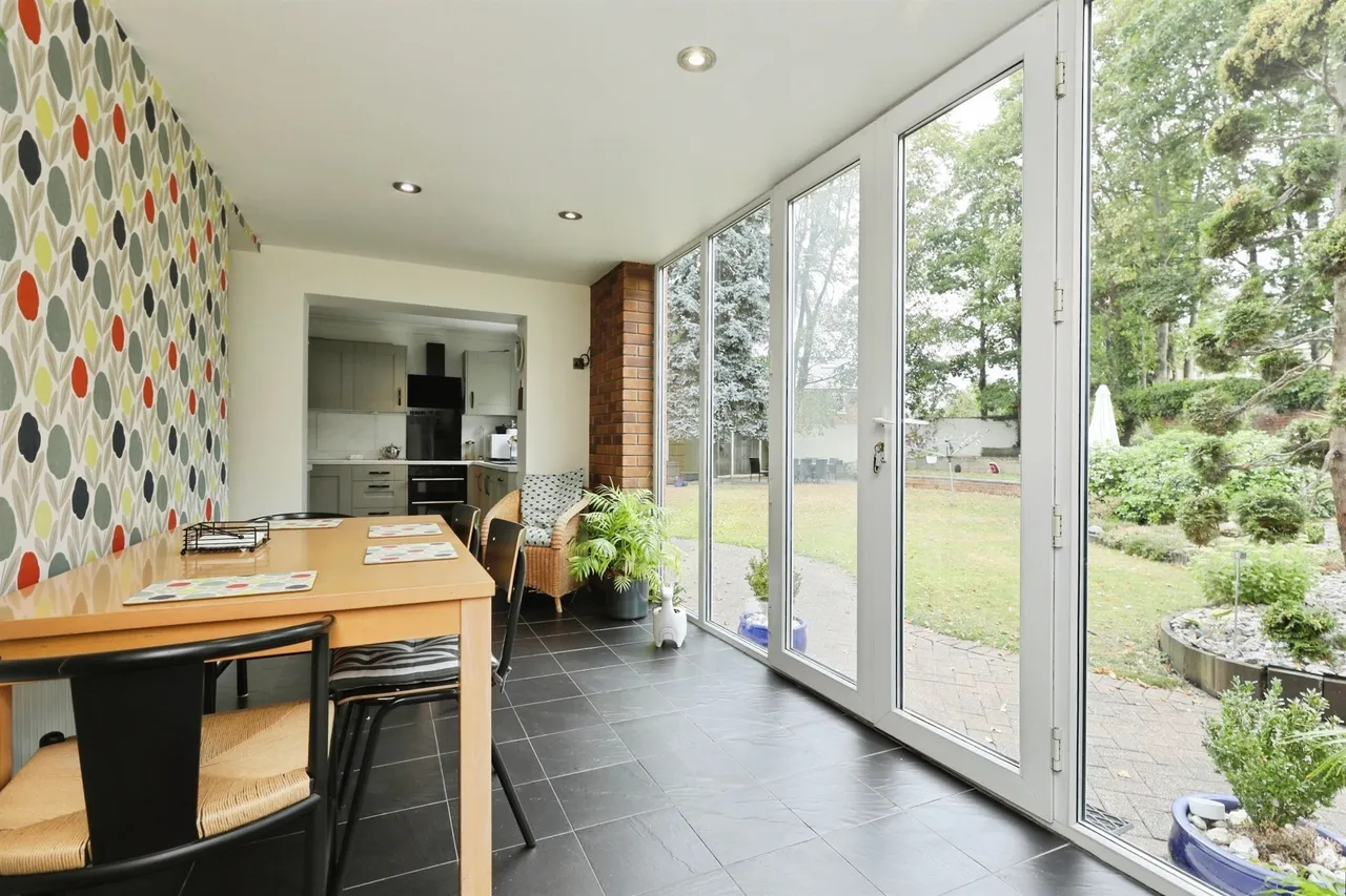 Hartland Road, Worksop, photo 11