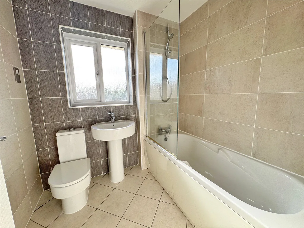 Brynbella Drive, Rawtenstall, BB4, photo 17