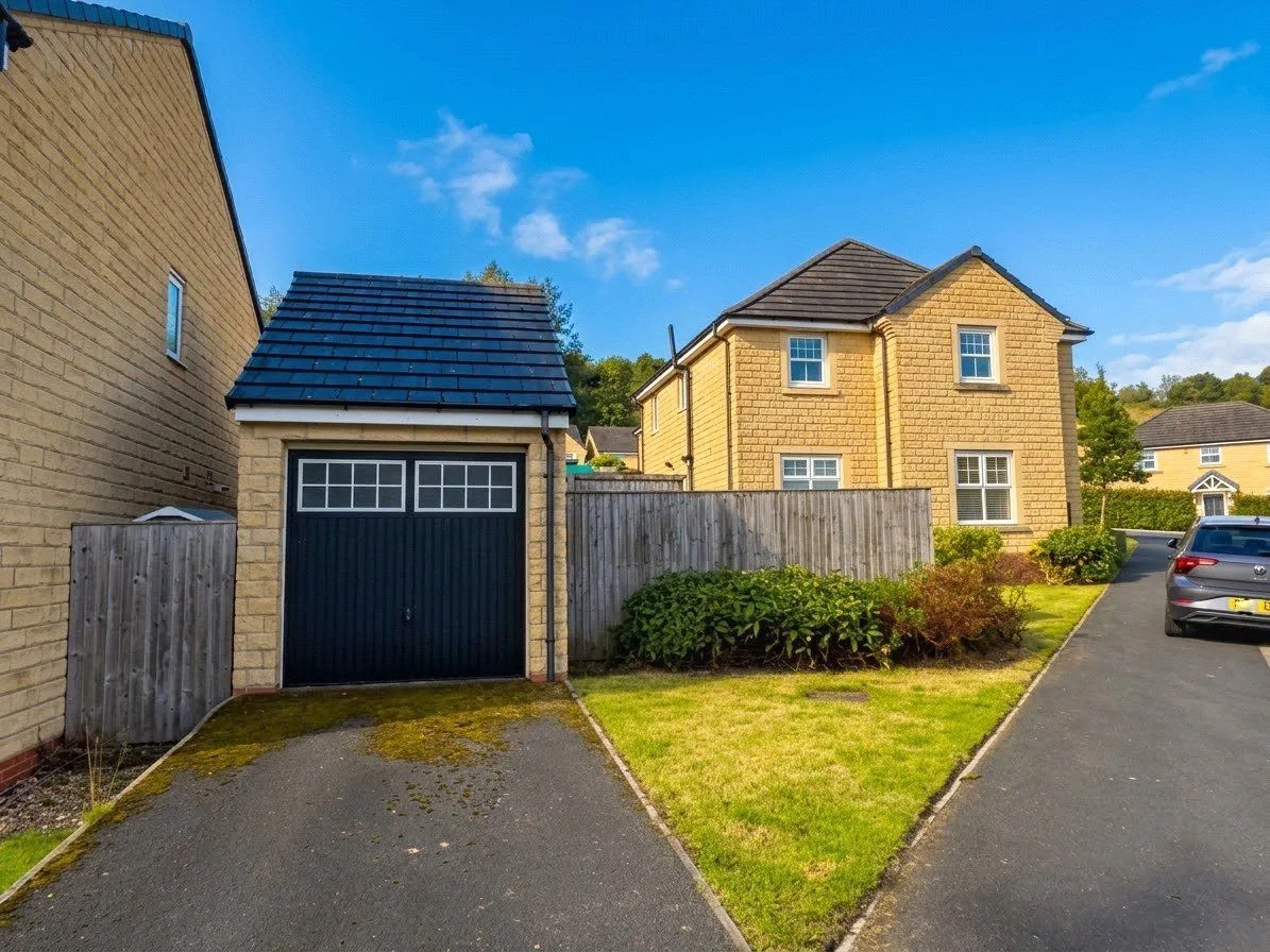 Brynbella Drive, Rawtenstall, BB4, photo 9
